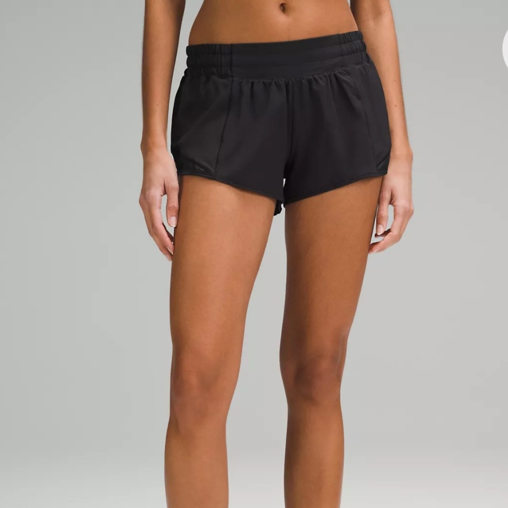 Hotty Hot Low-Rise Lined Short 2.5" size 4 black